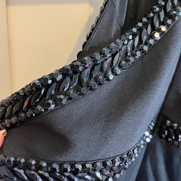 Giana Bini Black Embellished Dress - Picture 6 of 10